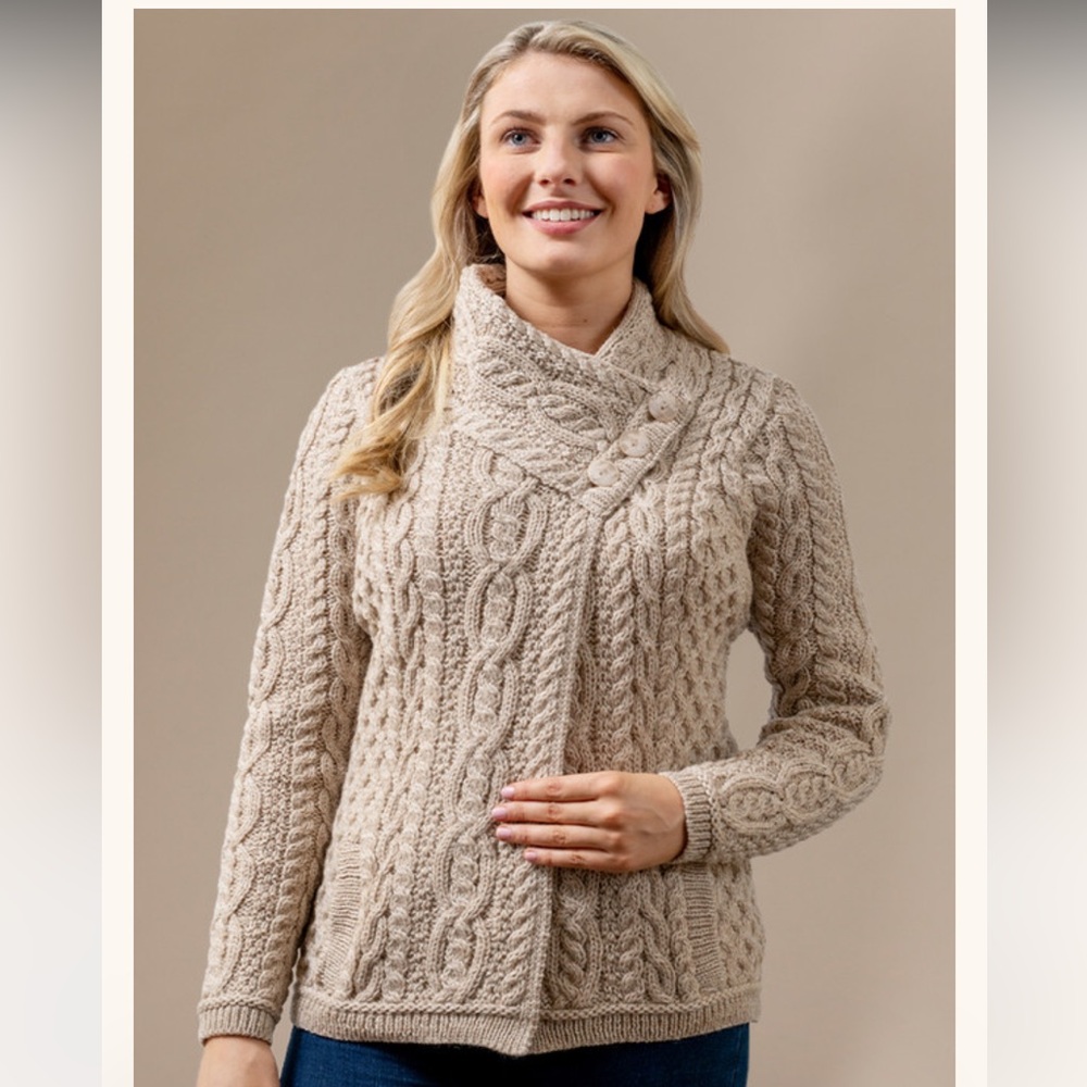 🐑 Aran Crafts Cable Crossover Neck Sweater 🐑